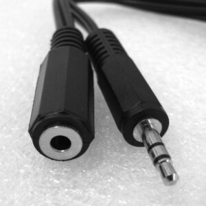 3.5 mm stereo plug to socket, 3 meters