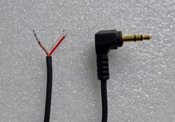 3.5mm Right Angle Plug to bare ends - 10 metres