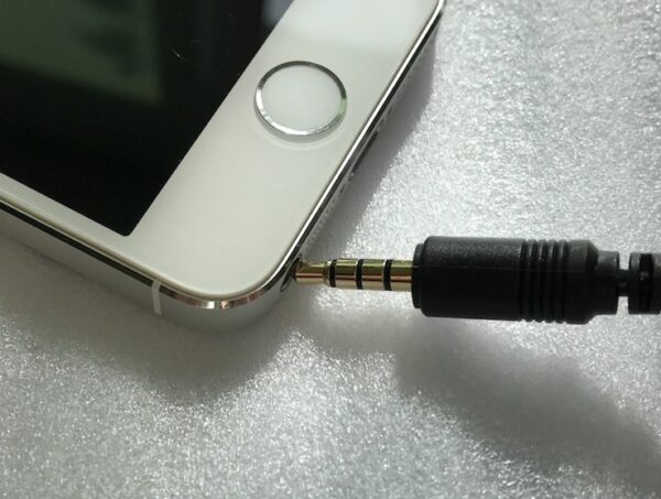 Smart Clippy Mono Omni Microphone to Smartphone