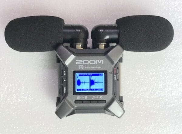 Right Angle Pluggy XLR EM272Z1 (Foam Windshields are not included)