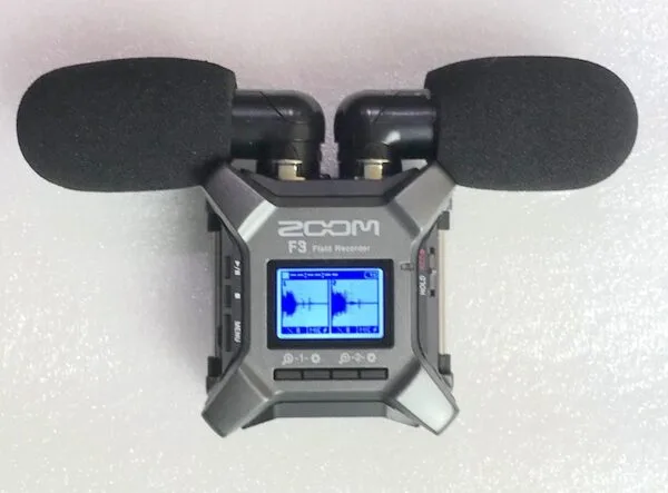 Right Angle Pluggy XLR EM272Z1 (Foam Windshields are not included)